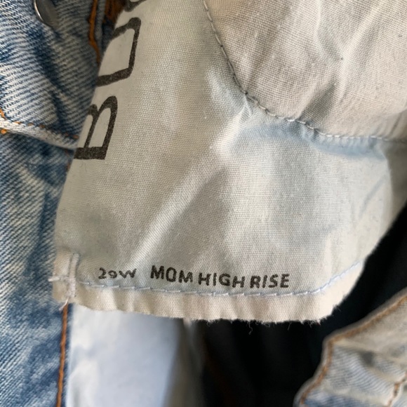 BDG Distressed Mom High Rise Jeans - Picture 4 of 5